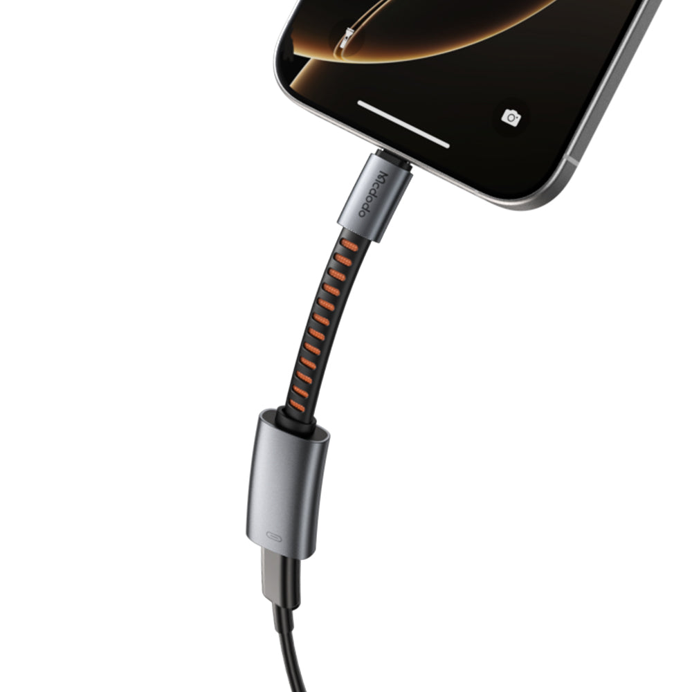 محول Mcdodo CA-487 Lightning إلى USB-C - استخدام سريع 3 في 1