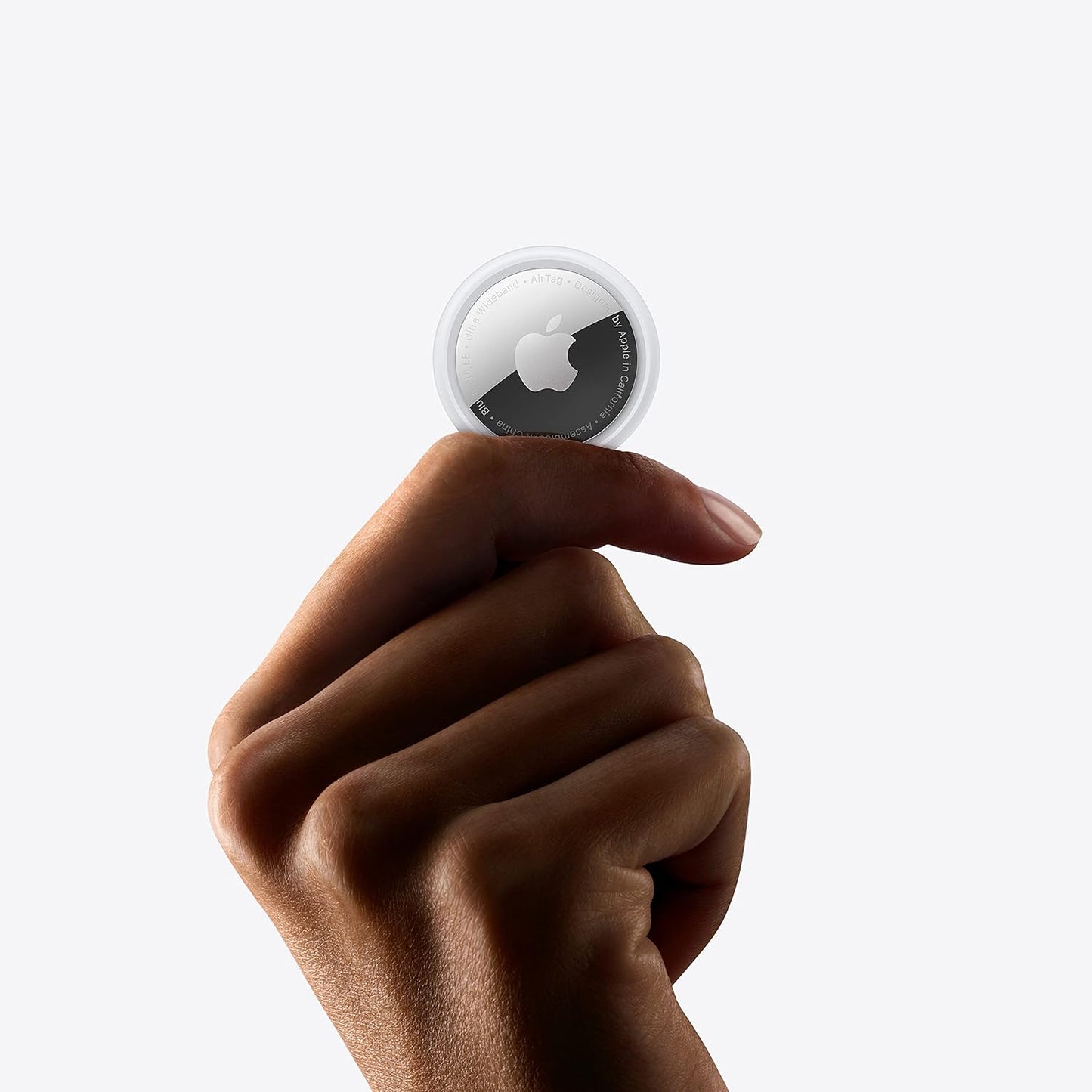 جهاز تتبع Apple AirTag مع خاصية Find My - عبوة من 4 قطع